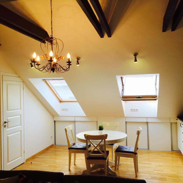 Apartment Old Town Traku Street